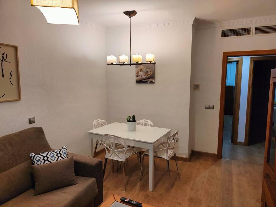 Piso Acogedor En Malaga Apartment Exterior photo