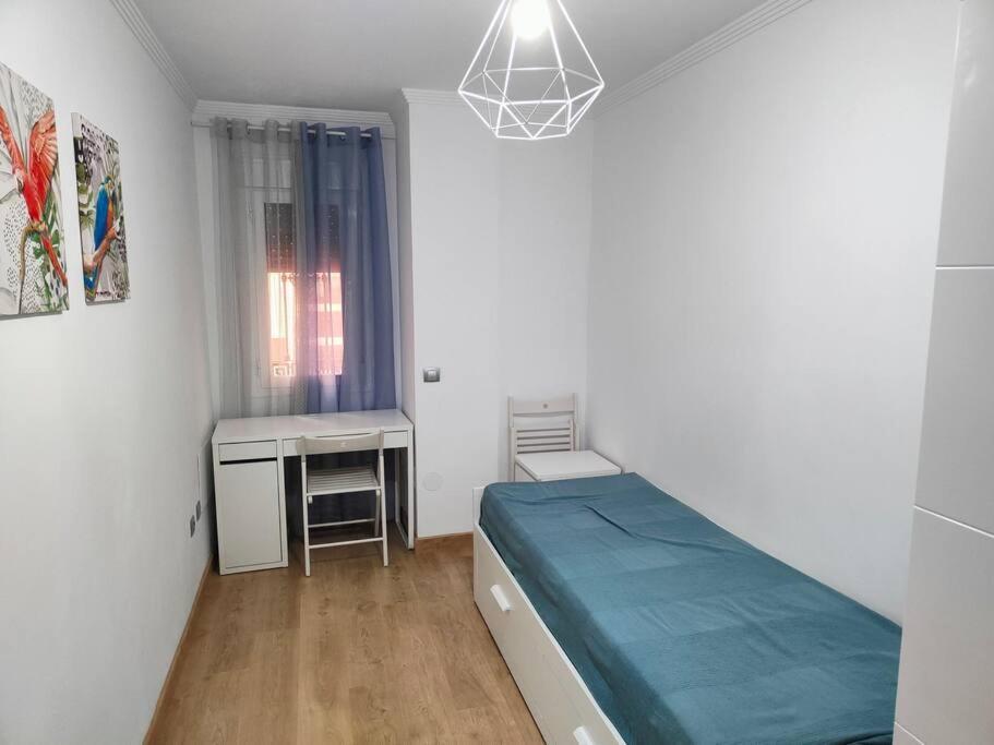 Piso Acogedor En Malaga Apartment Exterior photo